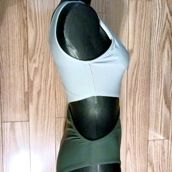 Womens green and light green cut out Swimsuit one piece one shoulder - Picture 2 of 3